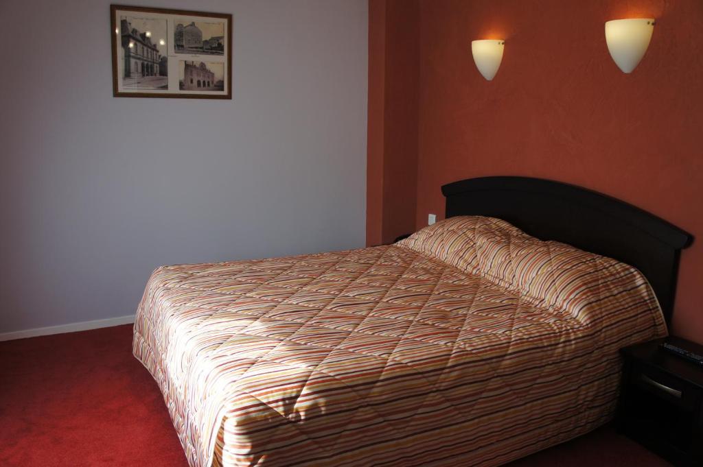 Logis Hotel & Restaurant Du Chemin Des Dames Corbeny ห้อง รูปภาพ
