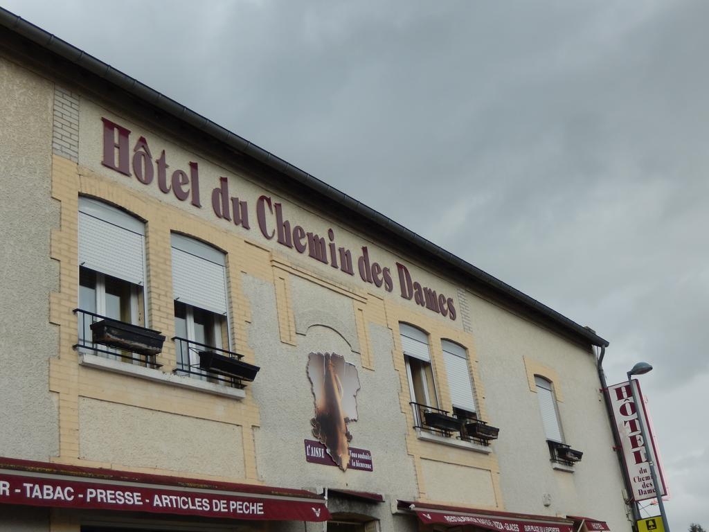 Logis Hotel & Restaurant Du Chemin Des Dames Corbeny ภายนอก รูปภาพ